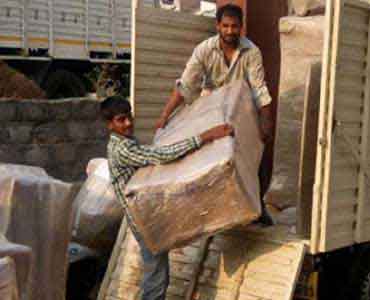 Loading And Unloading Services in Bareilly